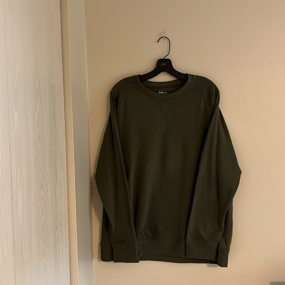 Men’s My Pillow Army Green Sweatshirt. Size: XL MSRP: $56 - Picture 2 of 7